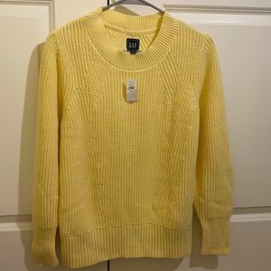 *NEW WITH TAGS* Gap Women’s Yellow Chunky Sweater Size Medium 100% cotton